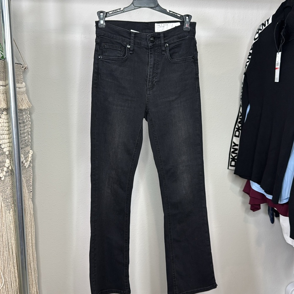 Women's rag & bone
Epic Peyton Mid Rise Bootcut Jeans in Cornelia - Picture 9 of 13